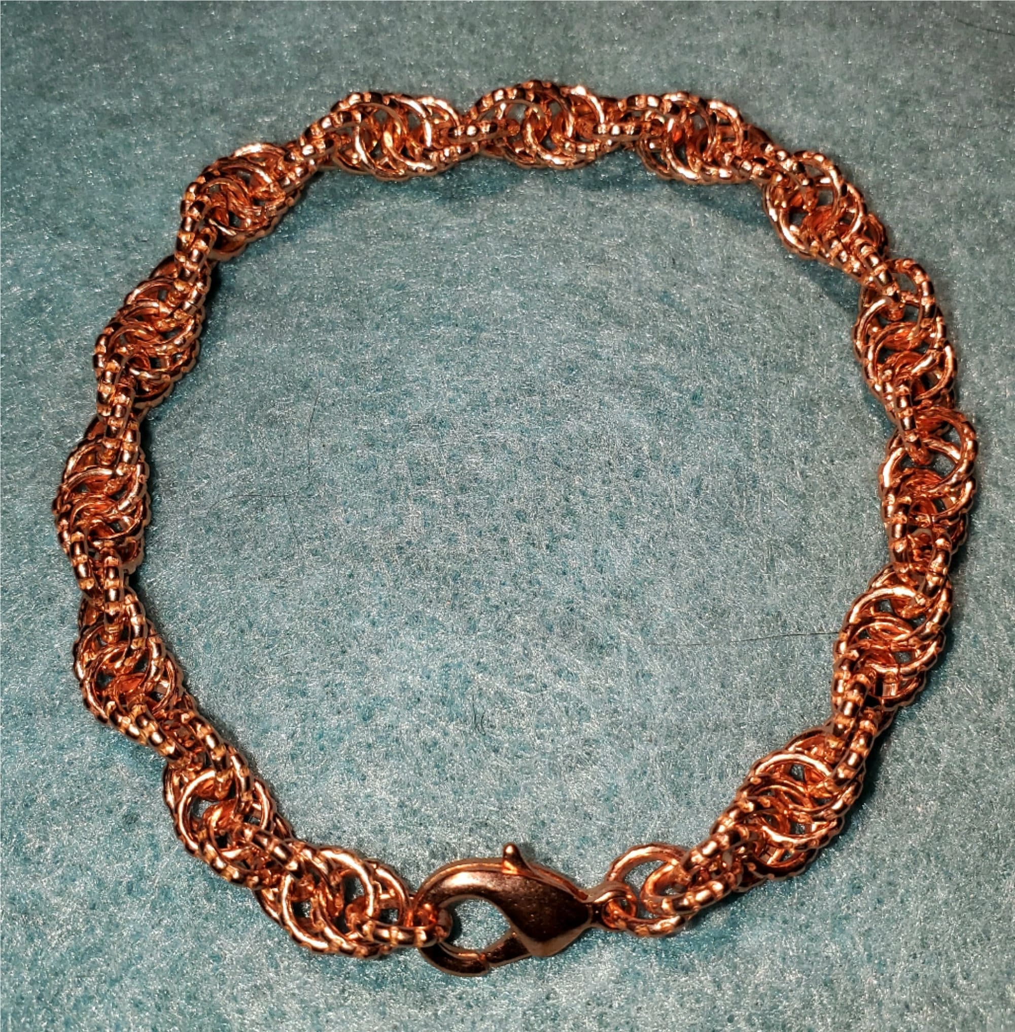 Twisted Link  Therapeutic Bracelet- 16g 5mm Textured Recycled Copper Rings with Lobster Claw Clasp